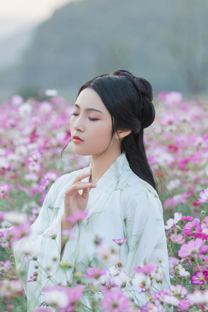 比六代机更震撼，一则不被关注的新闻背后，是美国的世界霸权快结束了！